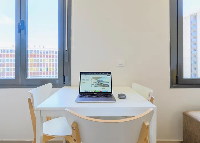 Brand New 2br With Auto Check-in Appartement *