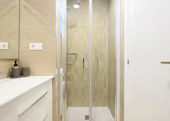 Appartement Brand New 2br With Auto Check-in *