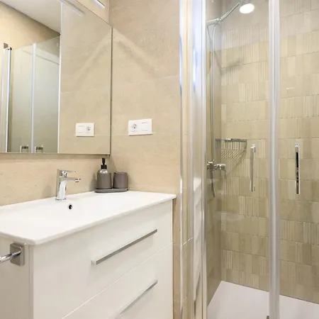 Apartment Brand New 2br With Auto Check-in *