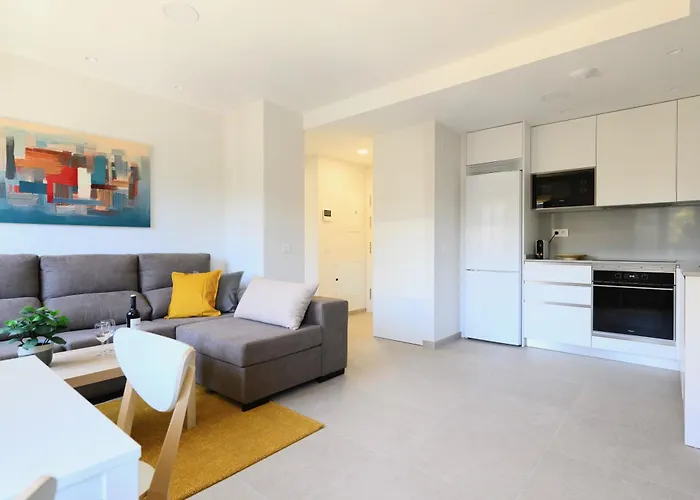 Brand New 2br With Auto Check-in *