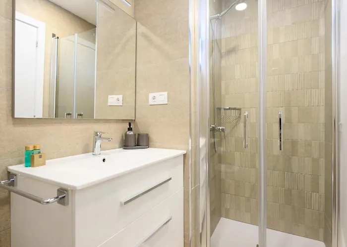 Appartamento Brand New 2br With Auto Check-in *