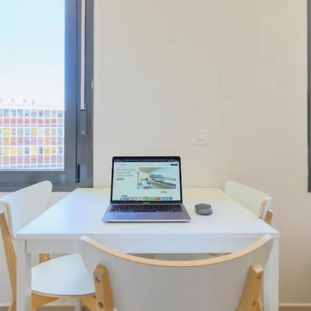 Brand New 2br With Auto Check-in شقة *