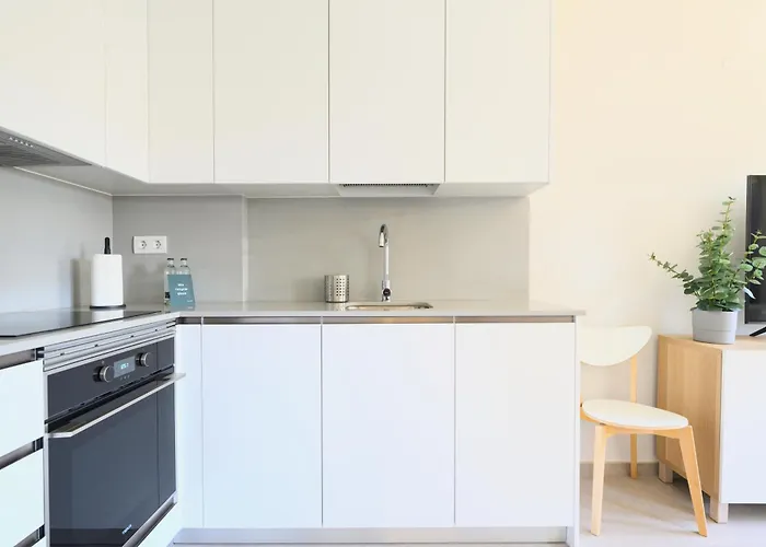 Brand New 2br With Auto Check-in